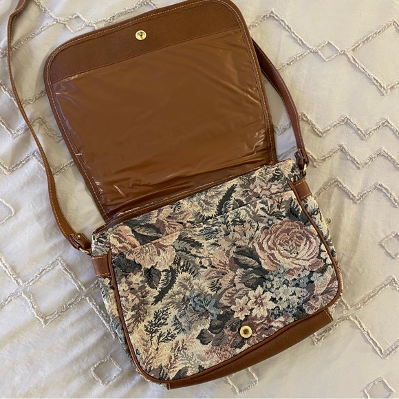 retro floral tapestry purse and pouch - Picture 3 of 15